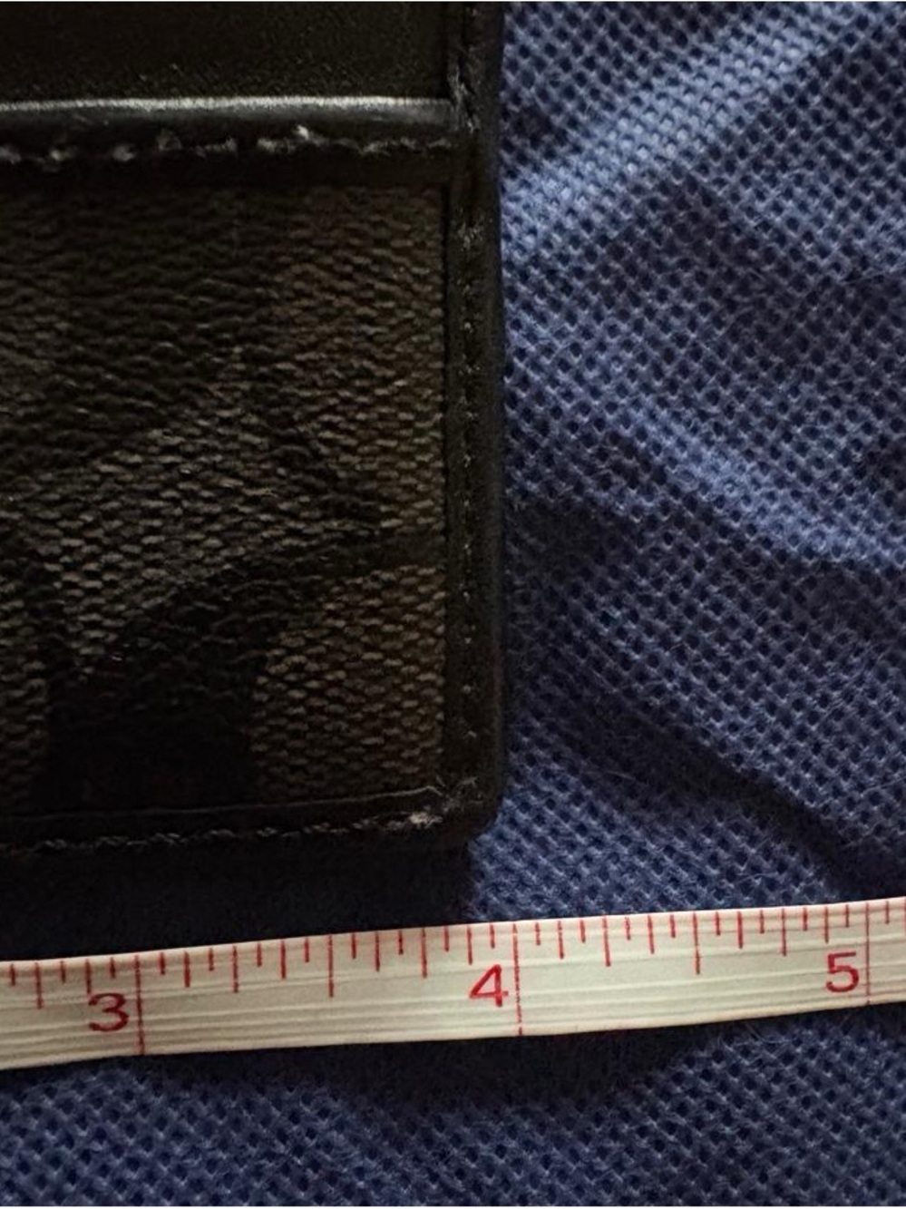 Authentic black Coach cardholder - Picture 7 of 7